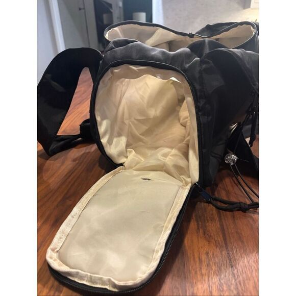 Women's Black Top Zip Duffel Gym Travel Bag With Different Compartments OS - Picture 5 of 7